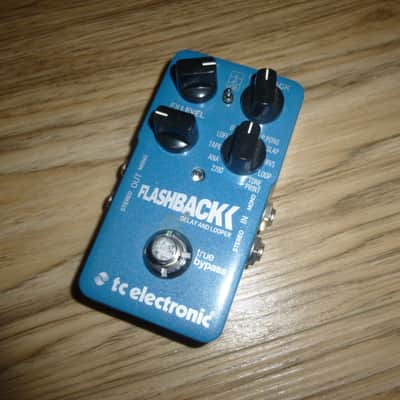 TC Electronic Flashback Delay & Looper 2014 - 2017 - Blue image 1