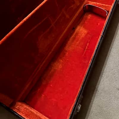 Fender Hard shell Bass case 60,s  - black image 9