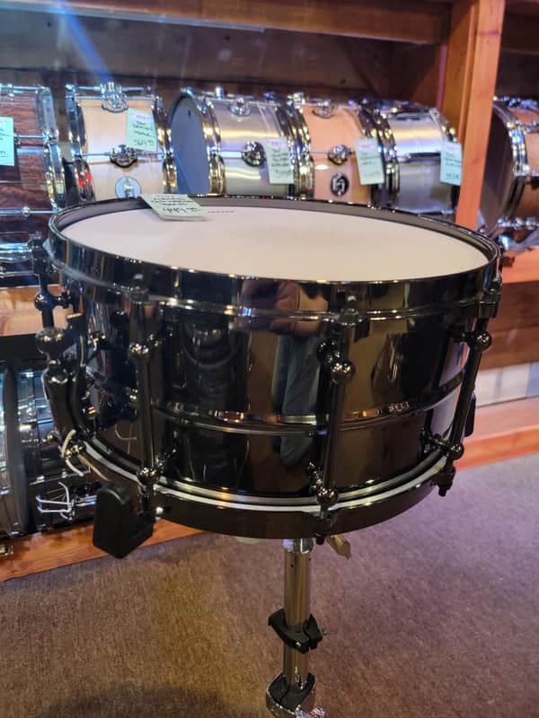 Ludwig Universal Black Brass Snare Drum - 6.5 x 14-inch Snare - Polished Black Chrome image 1