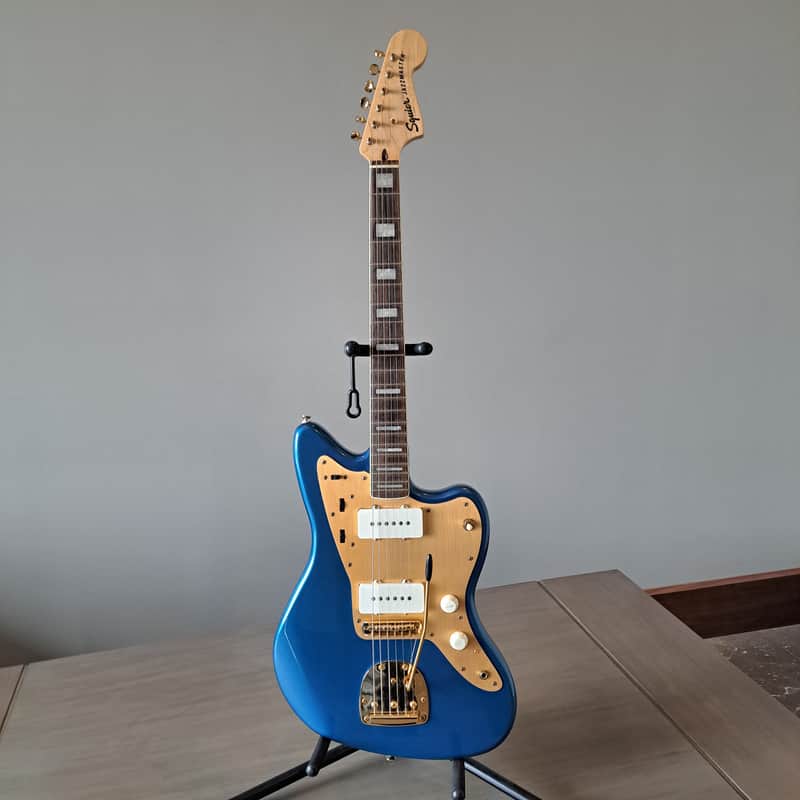 Squier 40th Anniversary Gold Edition Jazzmaster | Reverb Canada