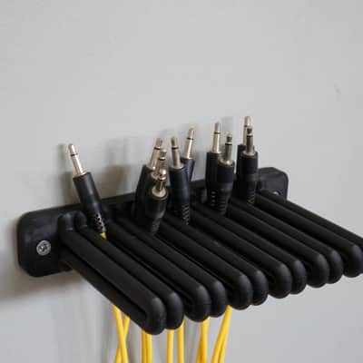 Patch Cable Holder - wall mounted - 15 cm image 6