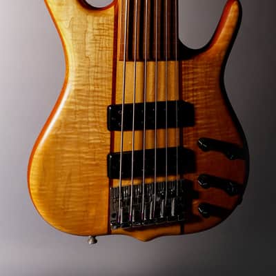 Ken Smith CR6G Fretless 1996 Figured Maple image 4