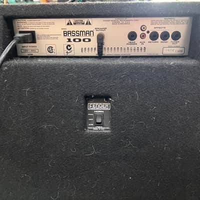 Fender Bassman 100 Combo Bass Amp - Black image 3