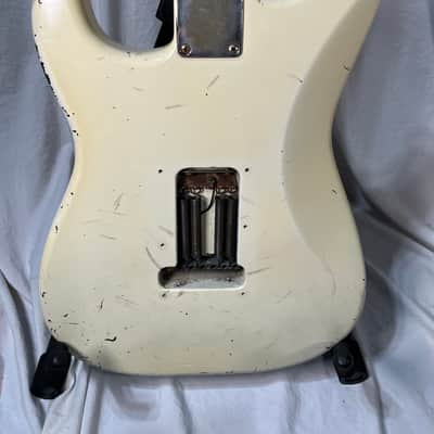 Fender Standard Stratocaster White 2005 MiM imagen 9