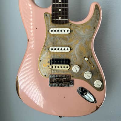 Fender Custom Shop Limited Edition Tyler Bryant “Pinky” Stratocaster Relic image 13