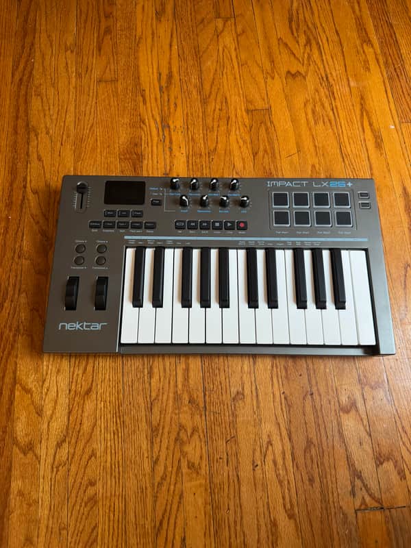 Nektar Impact LX25+ USB MIDI Keyboard Controller 2016 - 2021 - Black image 1