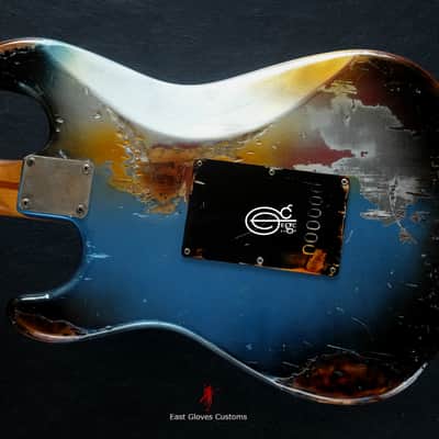 Fender Stratocaster Pelham Blue / Silver Gray Heavy Aged Relic by East Gloves Customs image 10