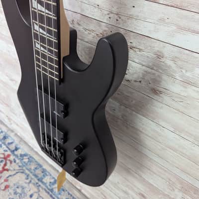 Used Jackson JS Series JS2 Concert Bass image 4