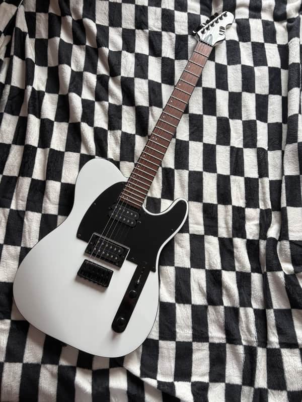 ESP LTD TE-200 - Snow White image 1