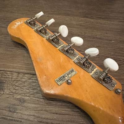 Guyatone LG-65T 1960s MIJ Electric Guitar Bizzare Japan - Sunburst image 9
