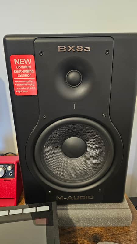 M-Audio M-Audio BX8a Deluxe (Pair) Studio Monitors 2008 - Black image 1