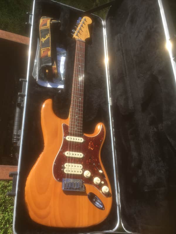 ギター Fender American Deluxe Fat Stratocaster 1999 Fender American Deluxe Fat Stratocaster Black