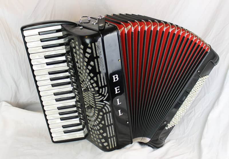 8397 - Black Dino Baffetti Bell Piano Accordion LMMM 37 96 image 1