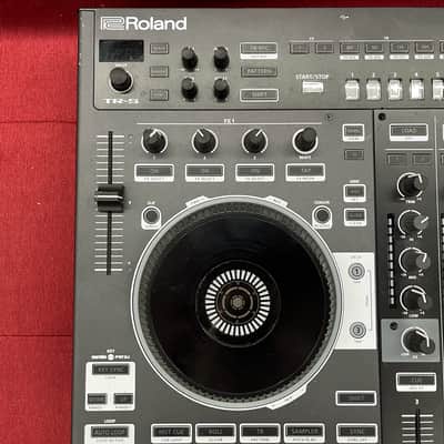 Roland DJ-808 DJ Controller - Black image 2