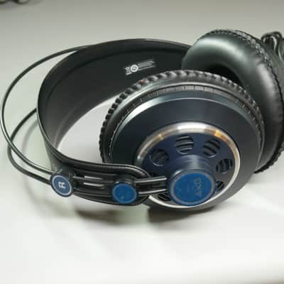 UNUSED AKG K240 MKII Professional Semi-Open Back Studio Headphones w/ New Pads and Coil Cable image 7