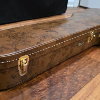 Gibson Gibson Lifton Historic 5-Latch Non-Aged Brown/Pink Les Paul Case 2026 image 3