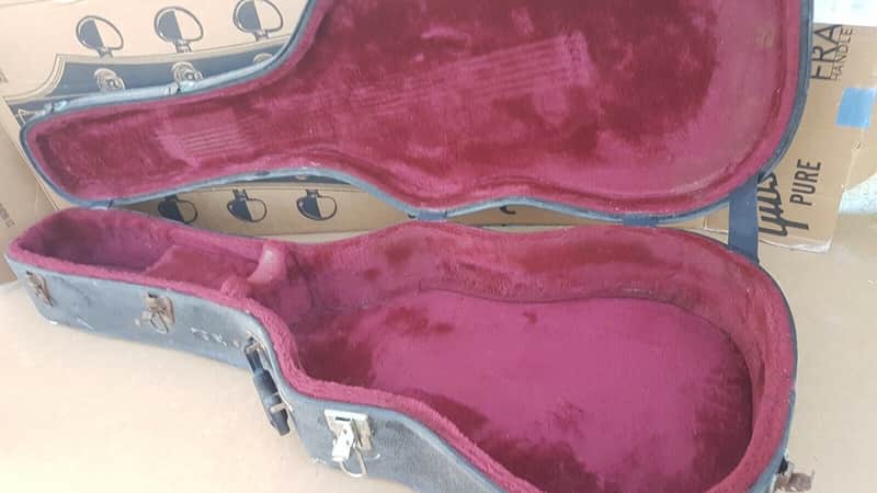 80's GUILD D 35 ACOUSTIC DREADNOUGHT CASE Made in USA image 1