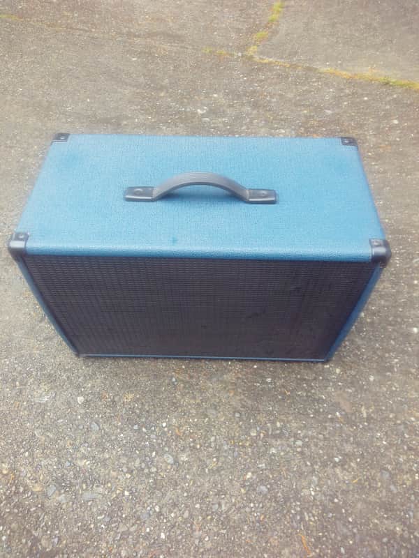 Traynor YCX12BLUE 60-Watt 1x12" Guitar Speaker Cabinet 2000s - Blue image 1