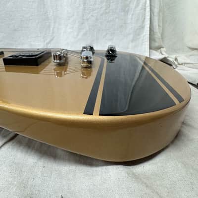 Fender Toronado GT HH Guitar with Case - MIK Made In Korea 2004 - Gold image 19