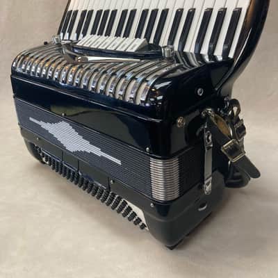 IMPERIAL D95S 3-REED ACCORDION WITH MICROPHONE #CIMM313 image 4
