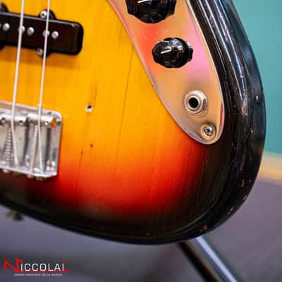 Fender Jazz Bass 3-color Sunburst 1972 Original image 13