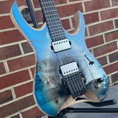 Mayones Hydra Elite PRO 6, Supernova Blue Gloss, 3A Eye Poplar Top, Swamp Ash Body, 5pc Wenge/Purpleheart Neck, Ebony Fretboard, CSL Sophia Tremolo, Velvetrone Ironside + Solium Pickups, Mayones Hybrid Case image 3