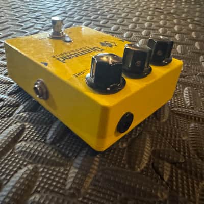 Diamond Compressor 2010s - Yellow image 4