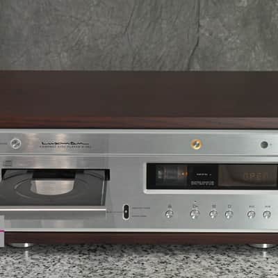 LUXMAN D-38u Conpact Disc Player in Excellent Condition image 16