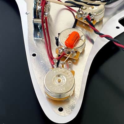 AxLabs Habanero Loaded Strat-Style Pickguard - S/S/S 2023 - White with Black Covers image 4