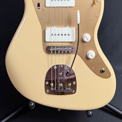 Fender Vintera II '50s Jazzmaster Electric Guitar Desert Sand Finish w/ Gig Bag (997)