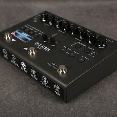 Blackstar ID:X Floor One Amp Modeller & Multi-FX Pedal - 2nd Hand image 5