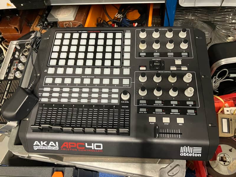 Akai APC40 2010s - Black image 1