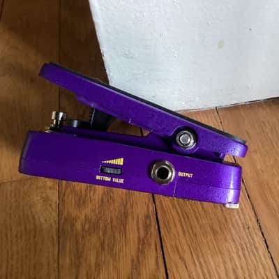 Hotone Vow Press Switchable Volume/Wah 2010s - Purple image 2