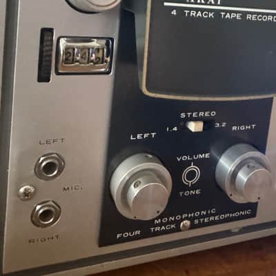 AKAI 1710 Tube Reel to Reel 4-Track – Serviced – Tested – No Cover image 3