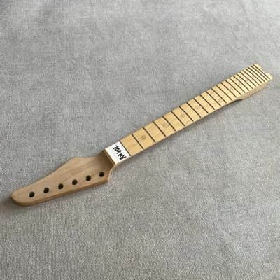 Short Scale Mini Guitar Maple Wood Neck, 24 Frets Fingerboard Fretboard image 7