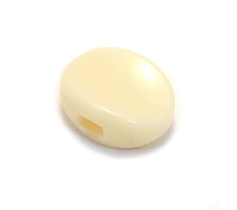 BUTTON05P (1) Kluson Butterbean Guitar Tuner Button  Plastic image 1
