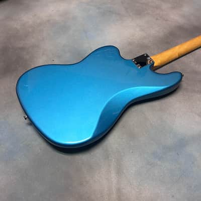 2023 Fender Vintera II 60's Bass VI Lake Placid Blue w/Original Case MINT image 5