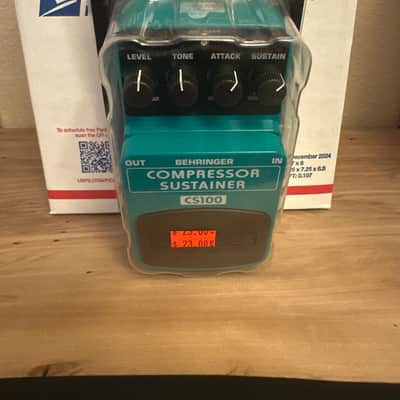 Behringer CS100 Compressor 2010s - Green image 1