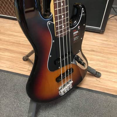 Fender American Performer Jazz Bass 2021 3-Tone Sunburst image 6