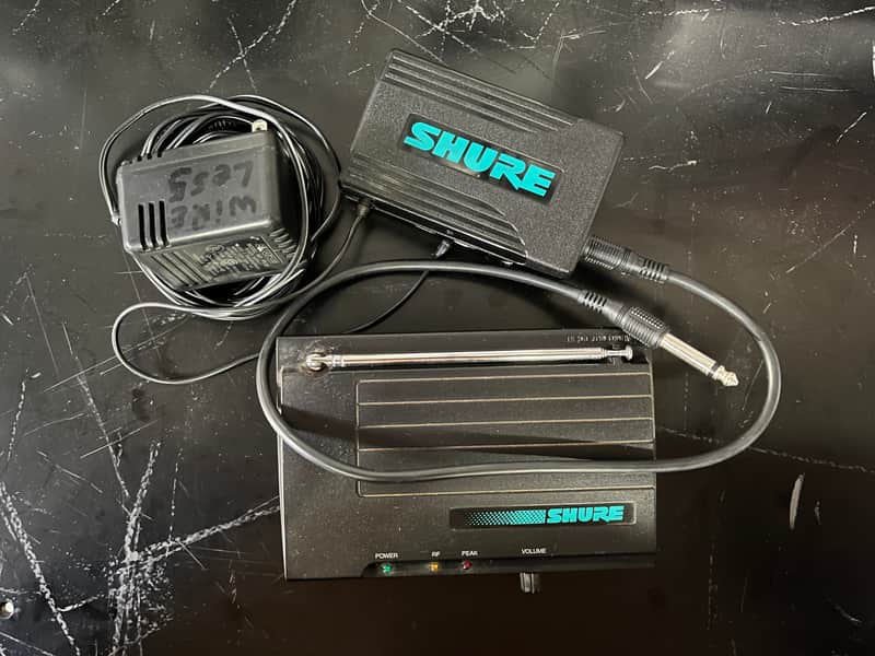 Shure T1G Guitar Wireless Transmitter and T3 Receiver image 1