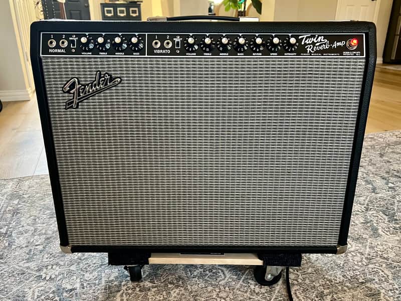 Fender '65 Twin Reverb Reissue 85-Watt 2x12" Guitar Combo