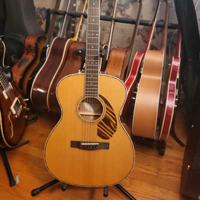 Fender  Paramount  P0-220E Acoustic Electric Guitar image 2