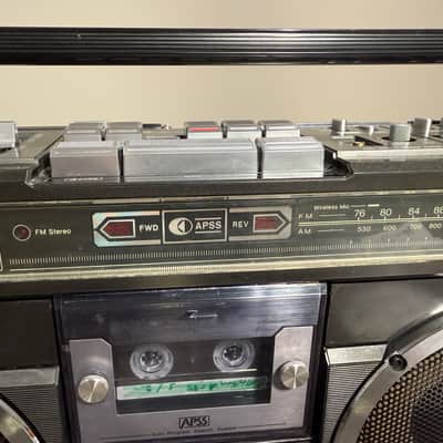 Sharp GF-303SB Vintage Radio Cassette Boombox 1978-1979 - Dark gray image 3