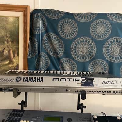 Yamaha Motif 6 Production Synthesizer 2000s - Gray image 6