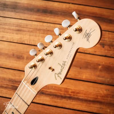 Fender Japan Richie Kotzen Stratocaster STR-RK Transparent Red Burst 2011 image 5