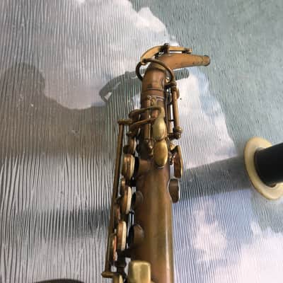 SUMMER DEAL MARTIN 1921 CURVED SOPRANO SAXOPHONE WITH ORIGINAL CASE SAX BUILT LIKE A TANK NEEDS OVERHAUL MECHNICALLY SOUND A CLASSICVINTAGE SOPRANO image 24