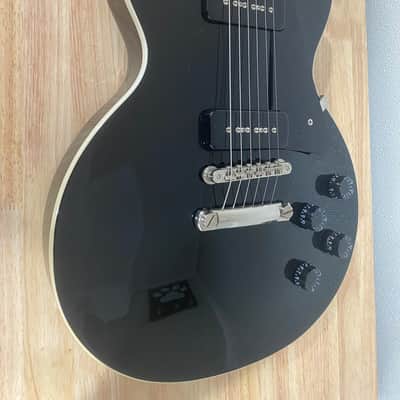 Gibson Les Paul Classic P-90 2018 - Black image 2