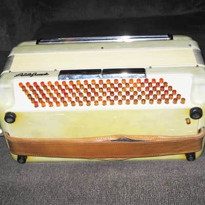 Lo Duca Brothers PetiteGrande Accordion image 5