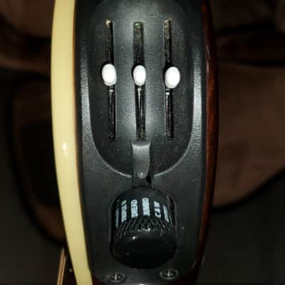 Line 6 Variax 700 Acoustic Guitar - With Footswitch and a Pro Case image 9