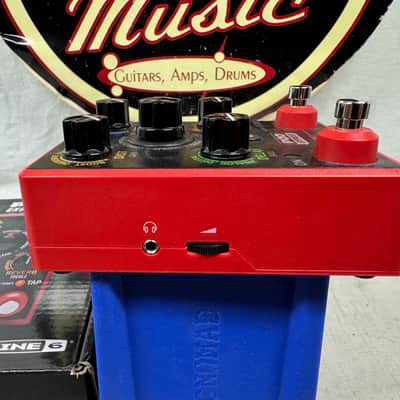 Line 6 POD Express Guitar Multi-Effects Pedal with Box image 6